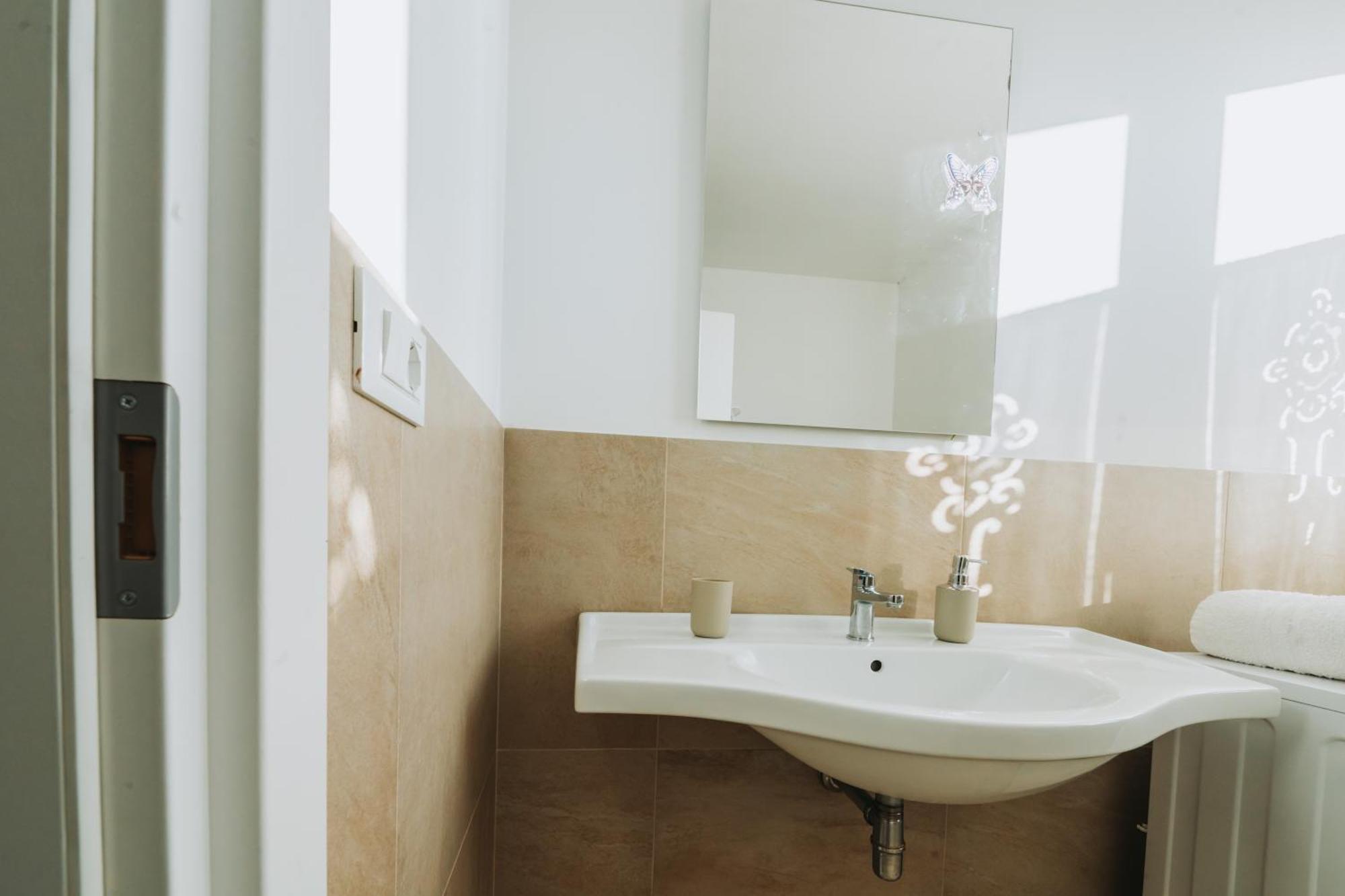 Rediesis Apartments Camerano Zewnętrze zdjęcie